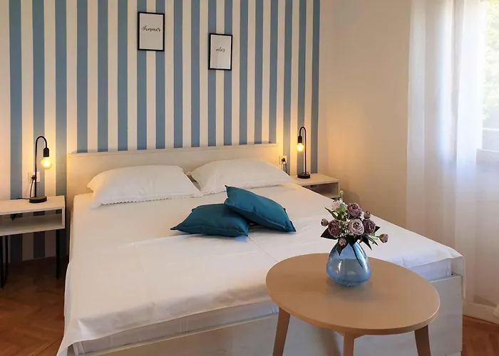 Apartman In 5493 Crikvenica